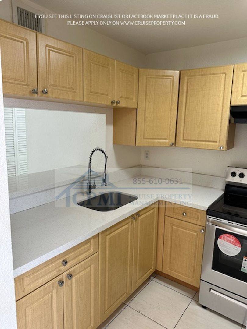 Apartment for rent at 1095 W 77 St, Hialeah, FL 33014