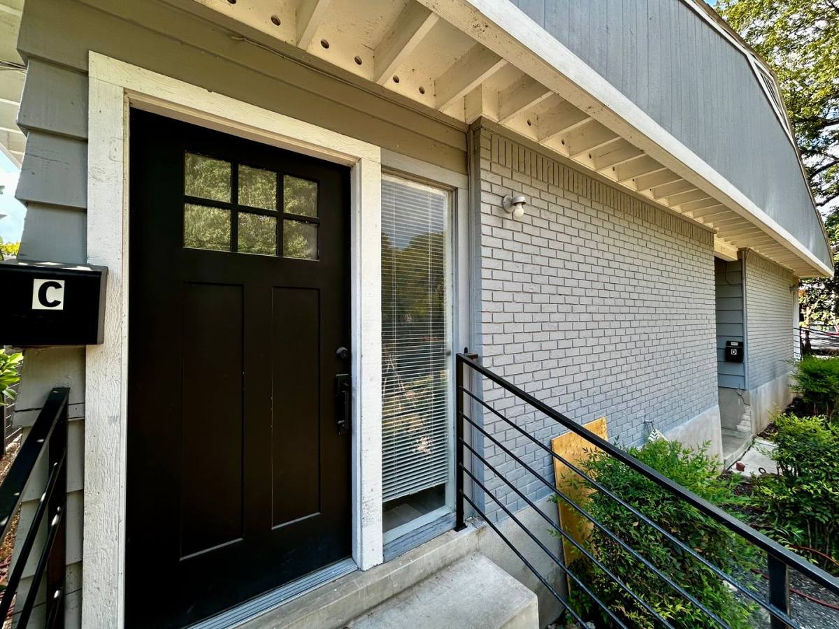 Townhouse for rent at 3304 Tom Green St #C, Austin, TX 78705