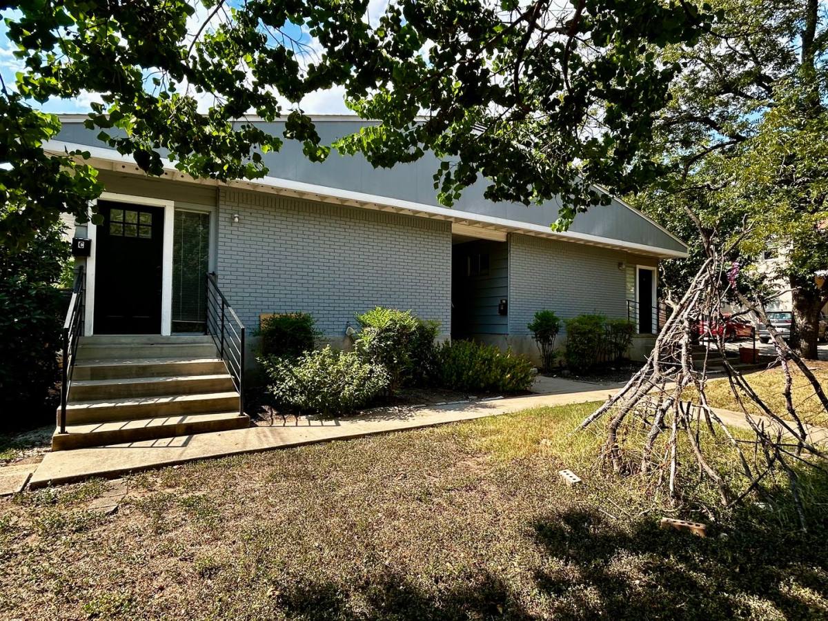 Townhouse for rent at 3304 Tom Green St #C, Austin, TX 78705