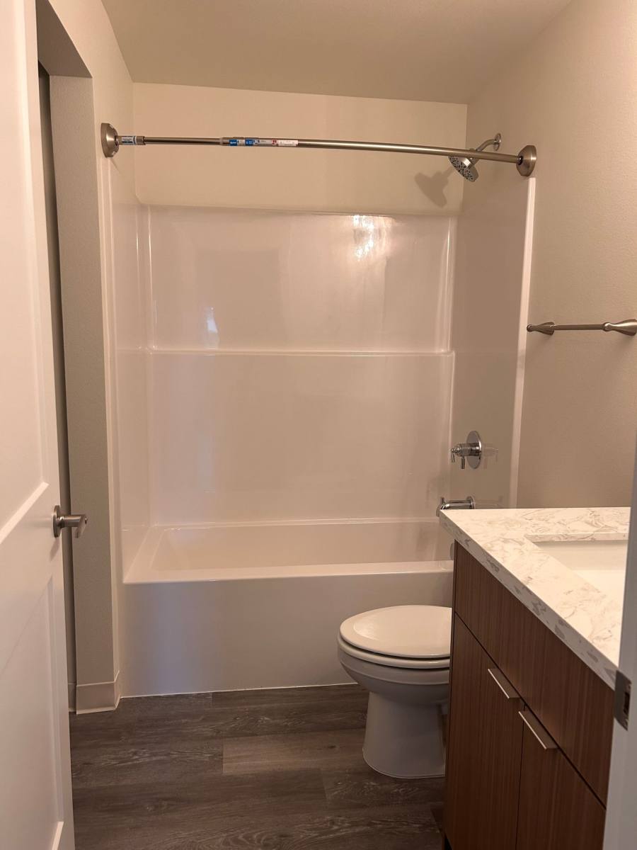 Apartment for rent at 11419 Kendrick St SW, Lakewood, WA 98499