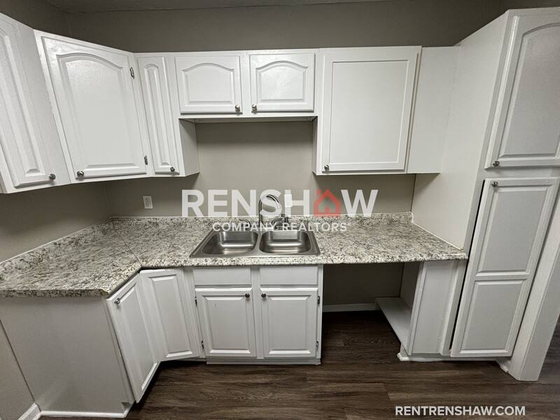 House for rent at 1272 Semmes St, Memphis, TN 38111