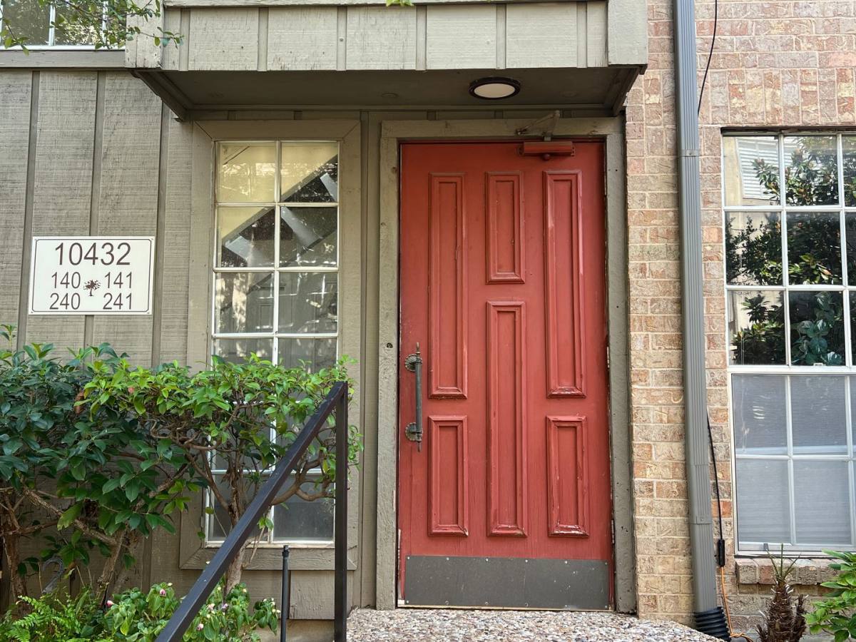 Condo for rent at 10432 High Hollows Dr #241, Dallas, TX 75230
