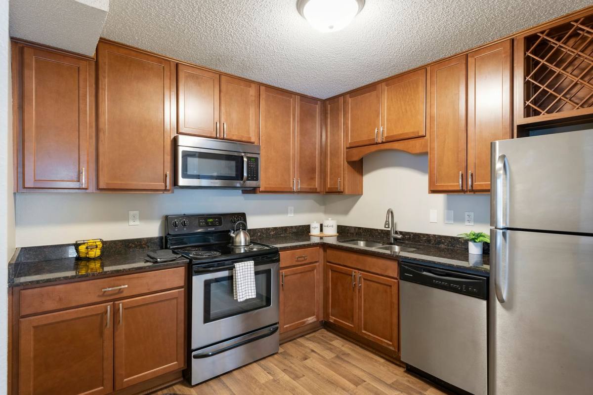 Townhouse for rent at 14600 Shannon Parkway, Rosemount, MN 55068