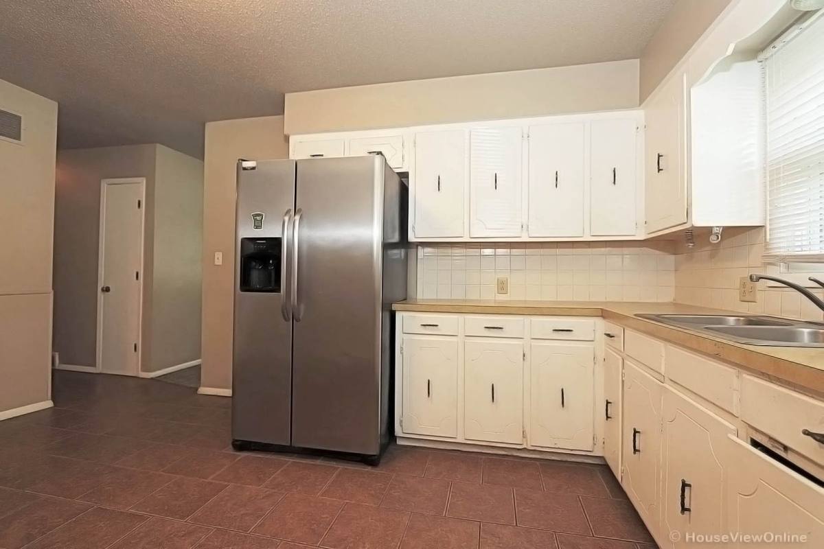 House for rent at 1105 N W End Blvd, Cape Girardeau, MO 63701