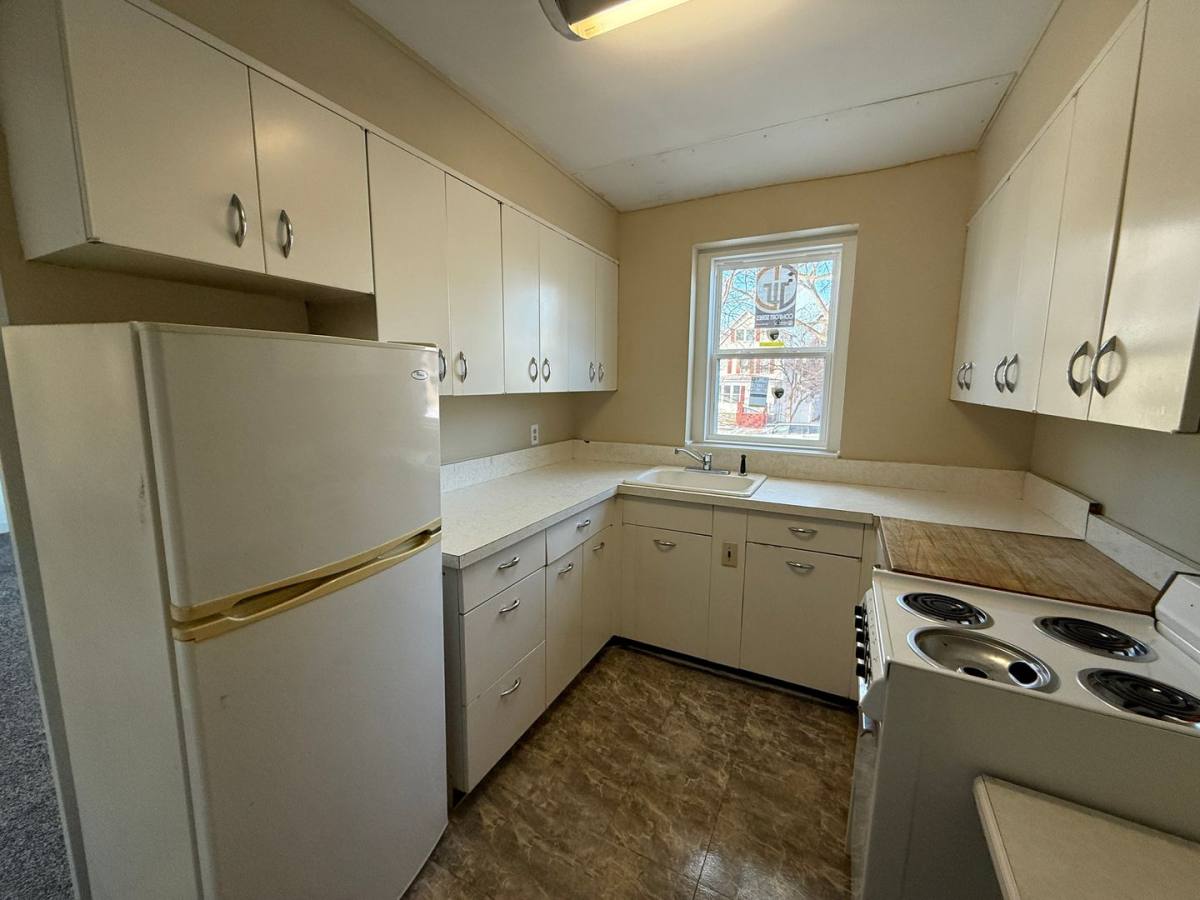 820 N Main St, Aberdeen, SD 57401 - Apartment For Rent - Image 8