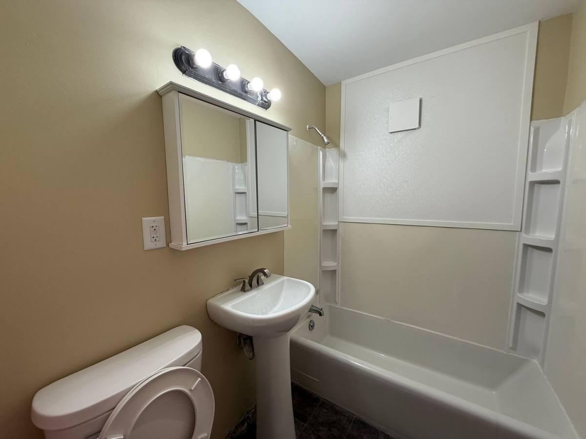 820 N Main St, Aberdeen, SD 57401 - Apartment For Rent - Image 7