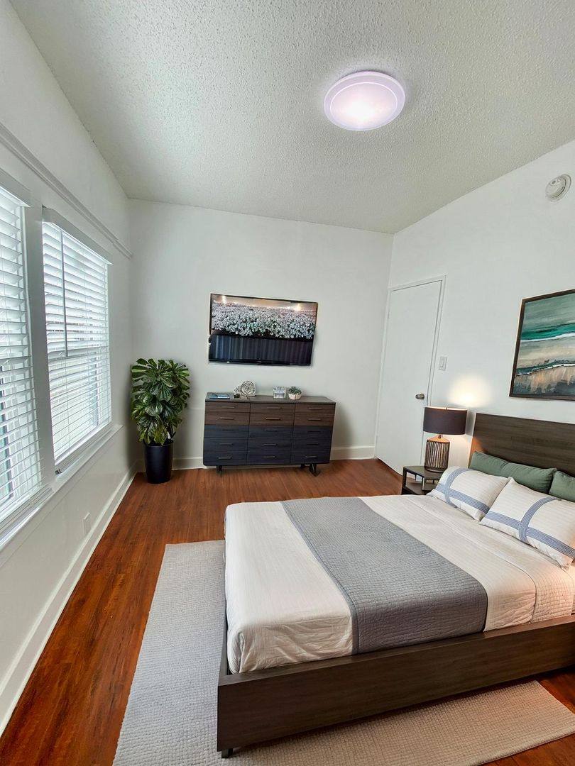 Apartment for rent at 2919 Van Buren Place, Los Angeles, CA 90007