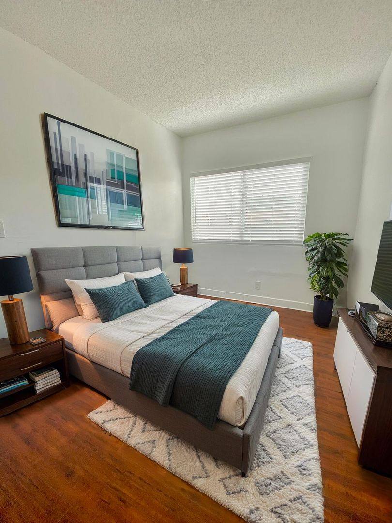 Apartment for rent at 2919 Van Buren Place, Los Angeles, CA 90007