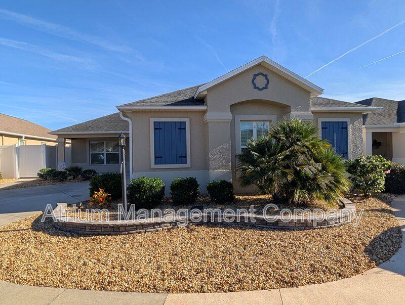 House for rent at 2092 Ironton Place, The Villages, FL 32163