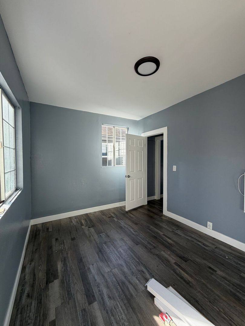 Apartment for rent at 623 E Santa Ana Blvd, Santa Ana, CA 92701