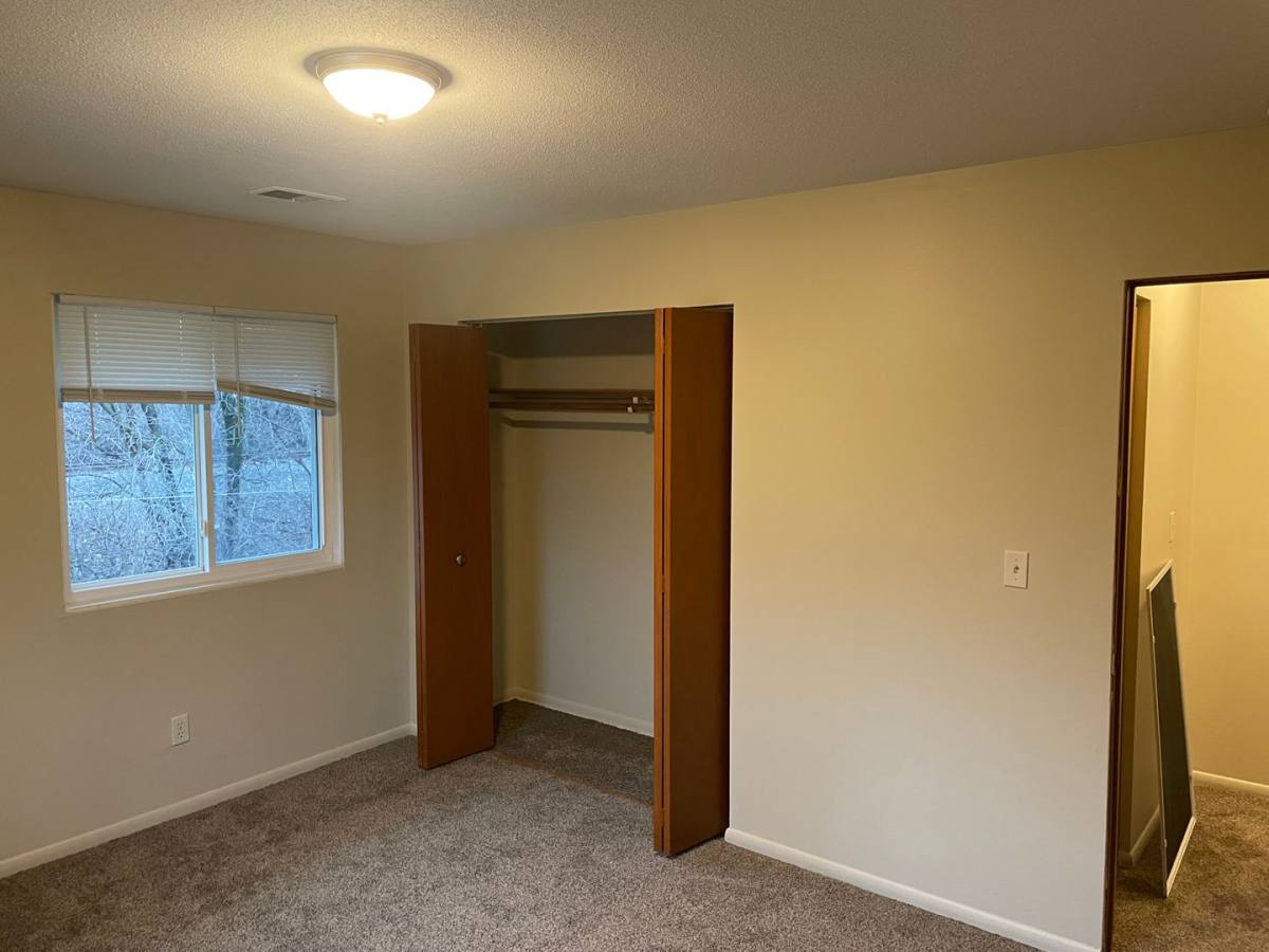 Apartment for rent at 5743 Glenwood Ave, Minneapolis, MN 55422