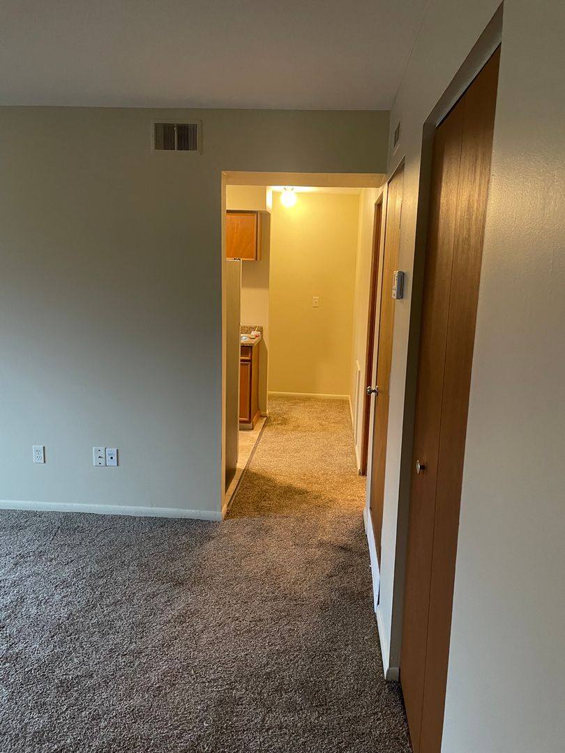 Apartment for rent at 5743 Glenwood Ave, Minneapolis, MN 55422