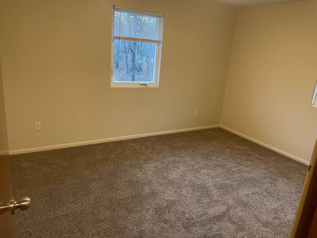 Apartment for rent at 5743 Glenwood Ave, Minneapolis, MN 55422