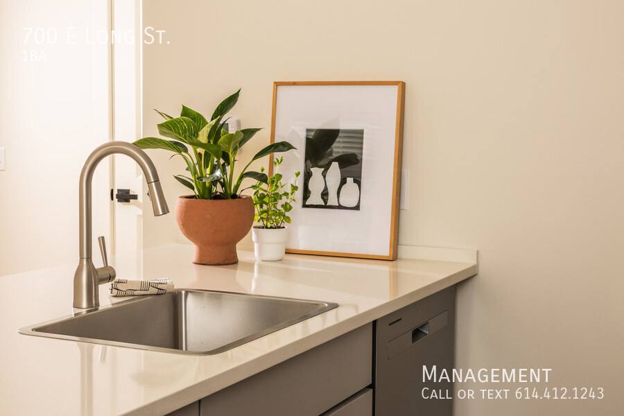Apartment for rent at 700 E Long St, Columbus, OH 43203