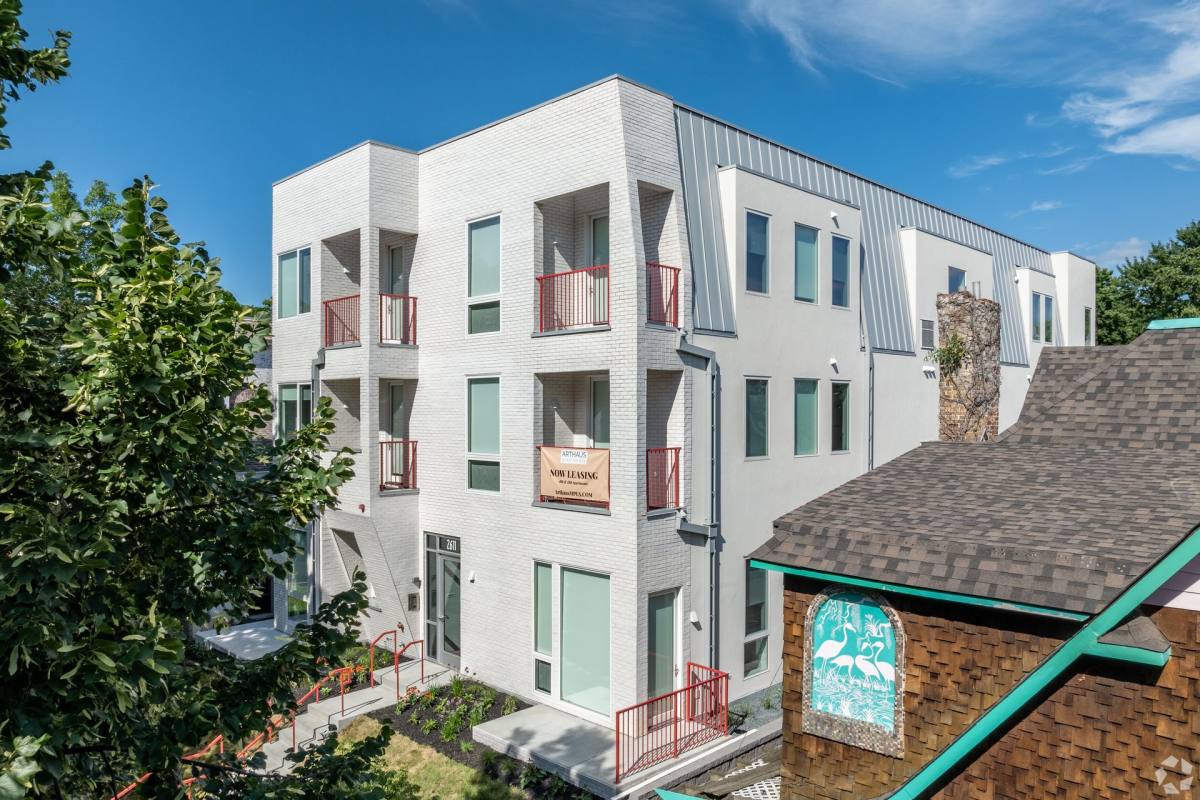 Apartment for rent at 2611 2nd Ave S, Minneapolis, MN 55408