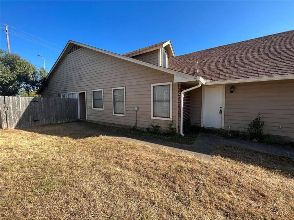 Apartment for rent at 9113 Japonica Court, Austin, TX 78748