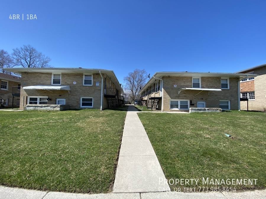 Apartment for rent at 2206 Hebron Ave, Zion, IL 60099