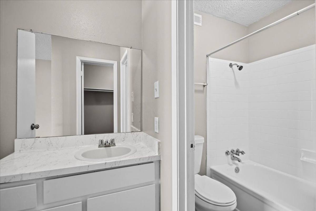 Apartment for rent at 2720 S Broadway Ave, Tyler, TX 75701