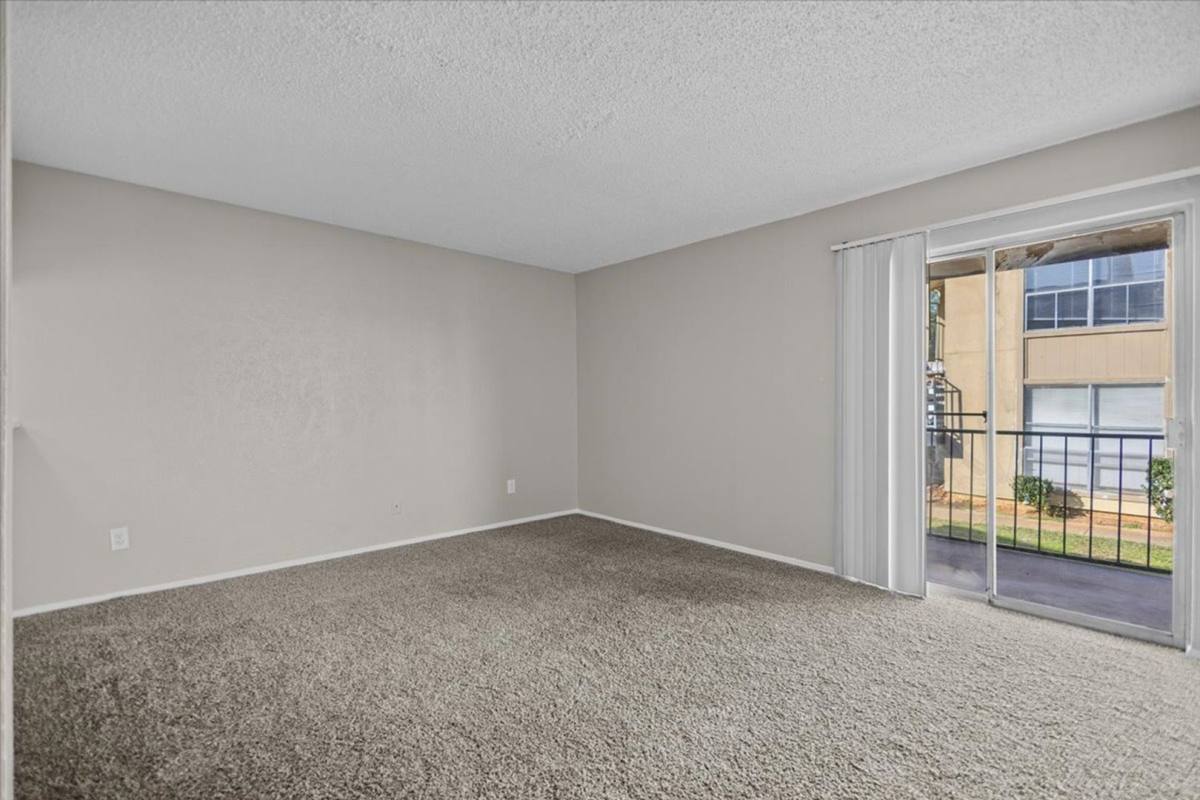 Apartment for rent at 2720 S Broadway Ave, Tyler, TX 75701