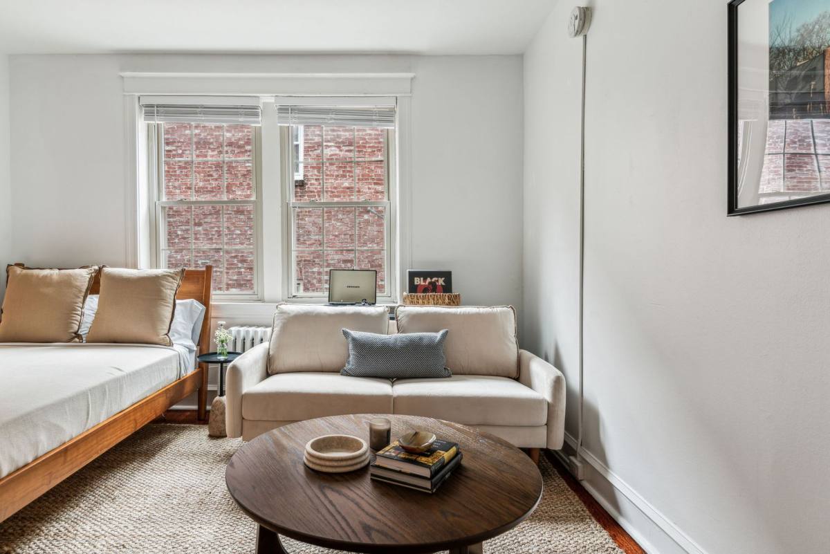 Apartment for rent at 4311-15 Spruce St, Philadelphia, PA 19104