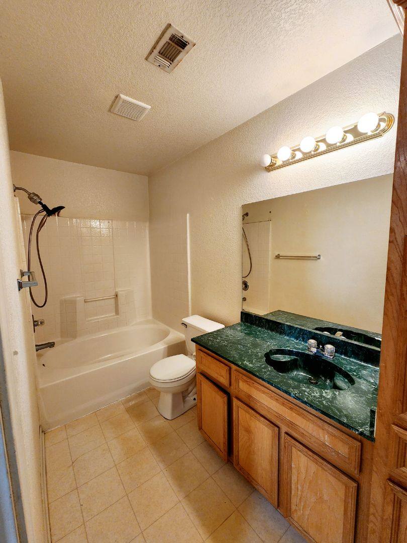 Apartment for rent at 3208 Raven Dr, Killeen, TX 76543