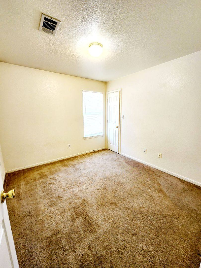Apartment for rent at 3208 Raven Dr, Killeen, TX 76543