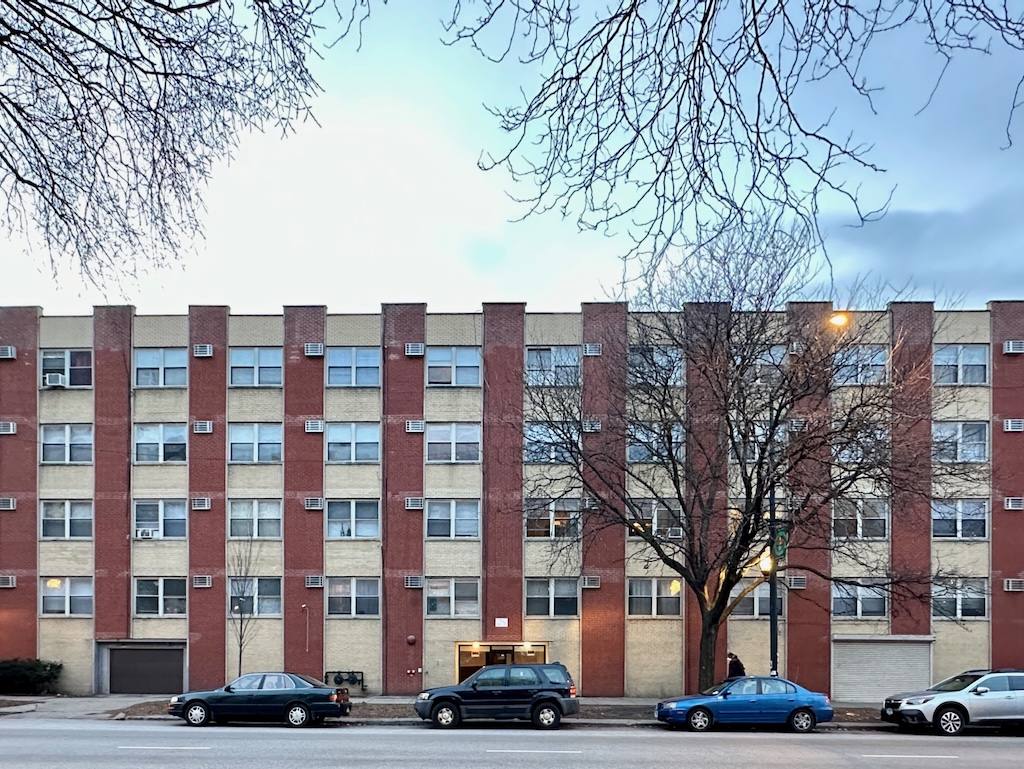 Apartment for rent at 6830 Sheridan #D962, Chicago, IL 60626