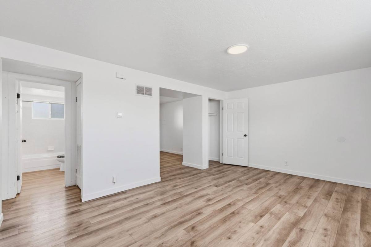 Apartment for rent at 4449 S 1900 W, Roy, UT 84067