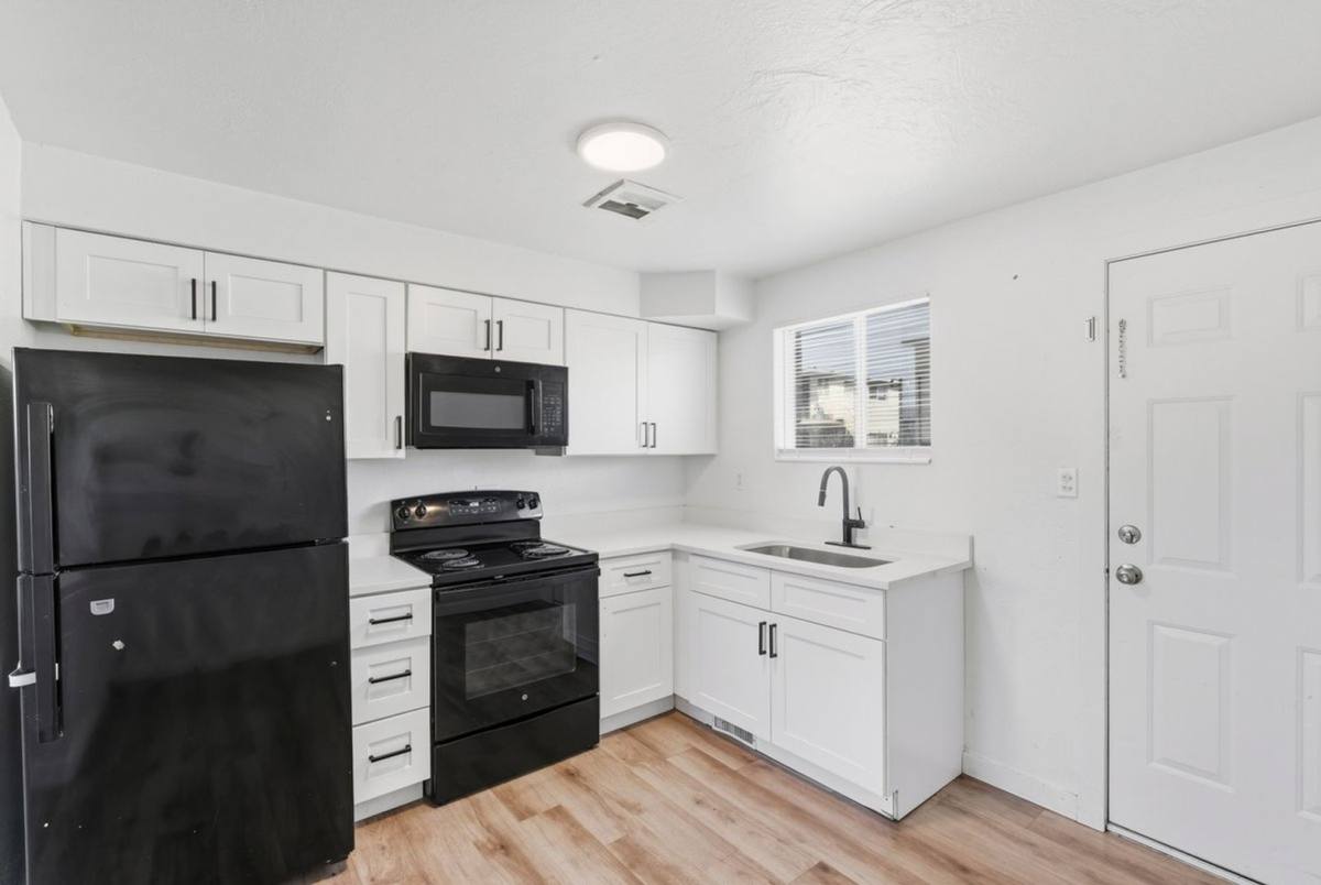 Apartment for rent at 4449 S 1900 W, Roy, UT 84067