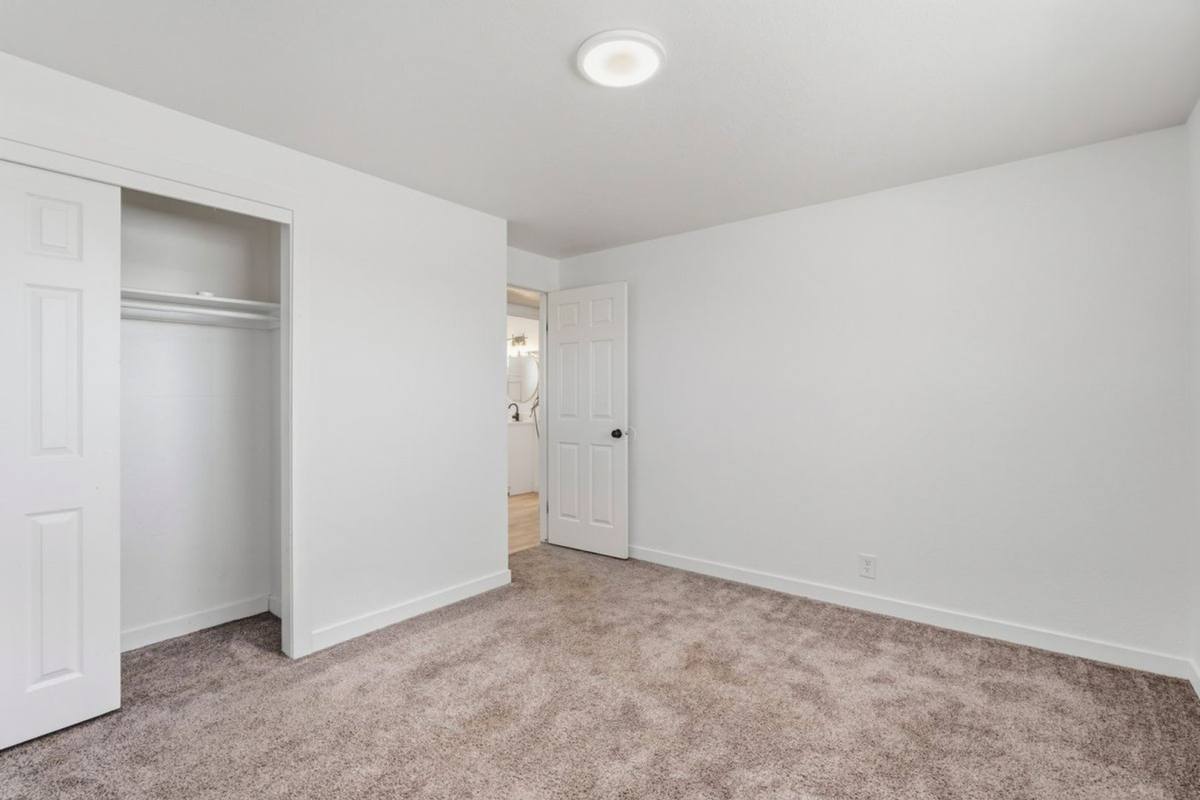 Apartment for rent at 4449 S 1900 W, Roy, UT 84067