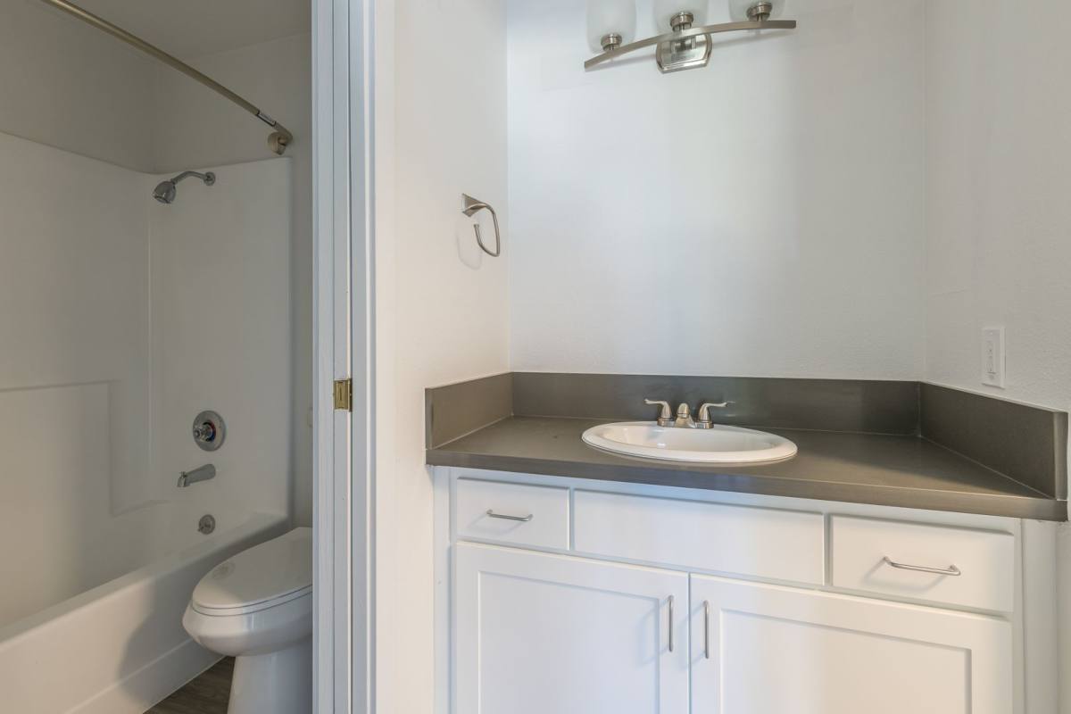Apartment for rent at 7535 SW Hall Blvd, Beaverton, OR 97008