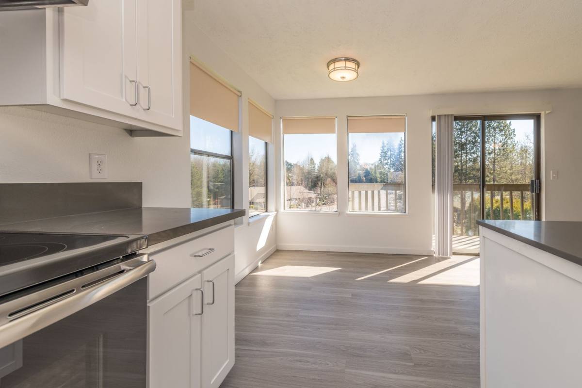 Apartment for rent at 7535 SW Hall Blvd, Beaverton, OR 97008