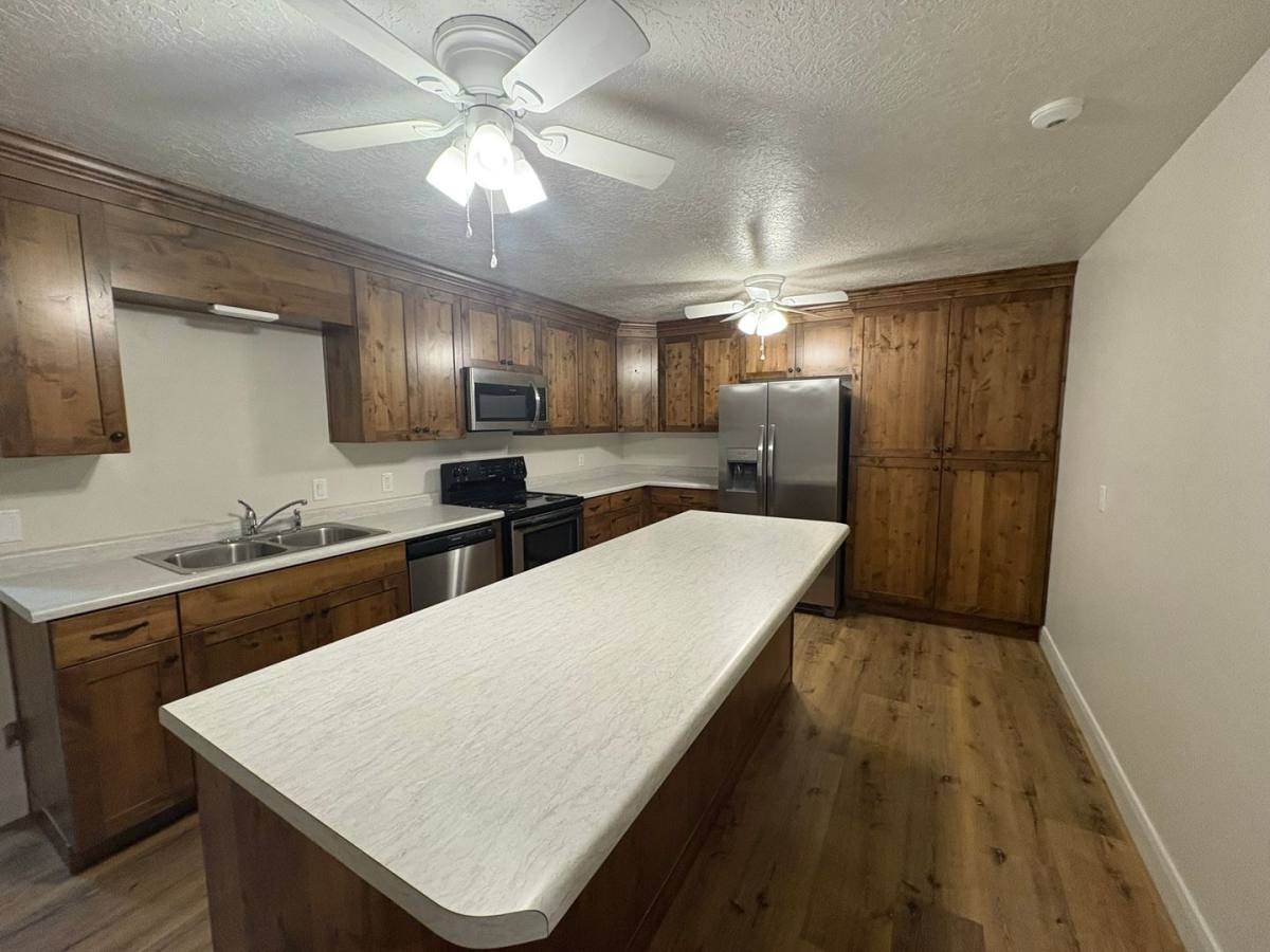 Apartment for rent at 985 W Utah Ave, Hildale, UT 84784