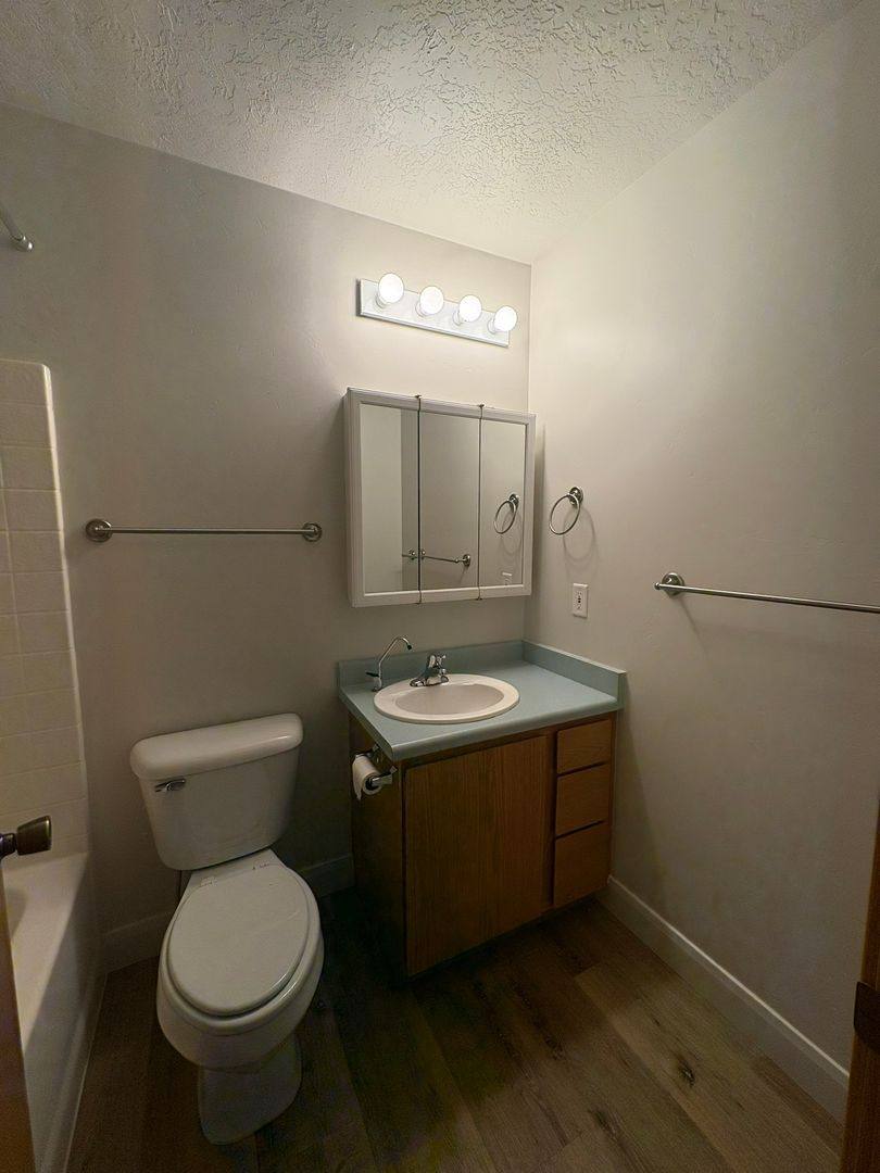 Apartment for rent at 985 W Utah Ave, Hildale, UT 84784