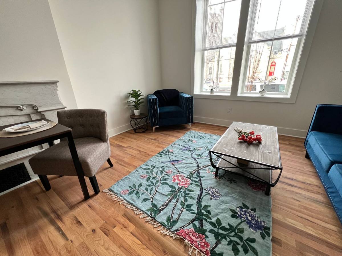 Apartment for rent at 106 E Broad St, Burlington, NJ 08016