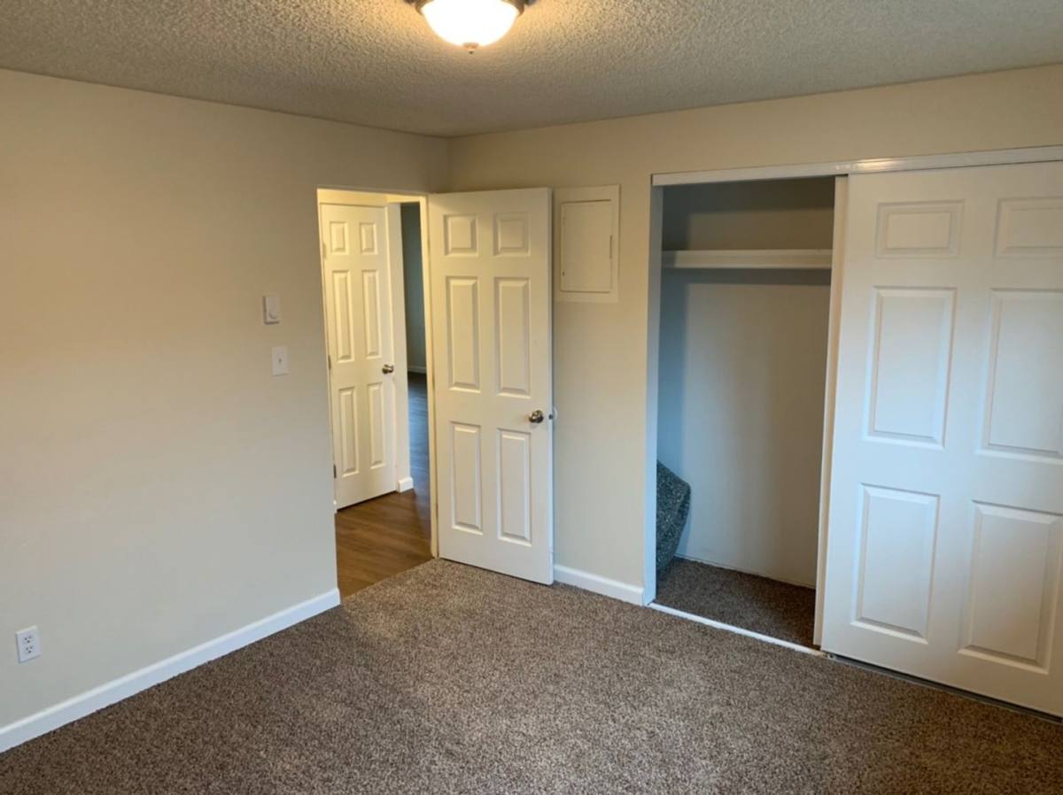Apartment for rent at 727 SW Drumwood Ave, McMinnville, OR 97128