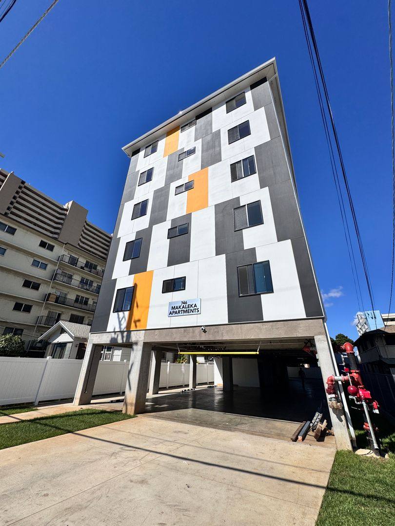 746 Makaleka Ave, Honolulu, HI 96816 - Apartment For Rent - Image 3