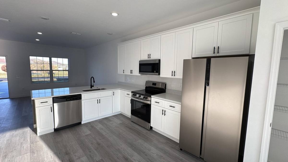 Townhouse for rent at 833 Coville Dr, Kissimmee, FL 34759