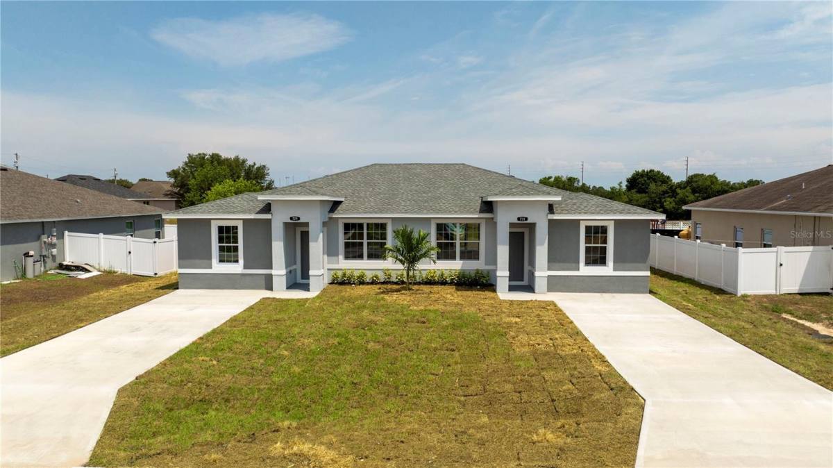 Townhouse for rent at 875 Colville Dr, Kissimmee, FL 34759