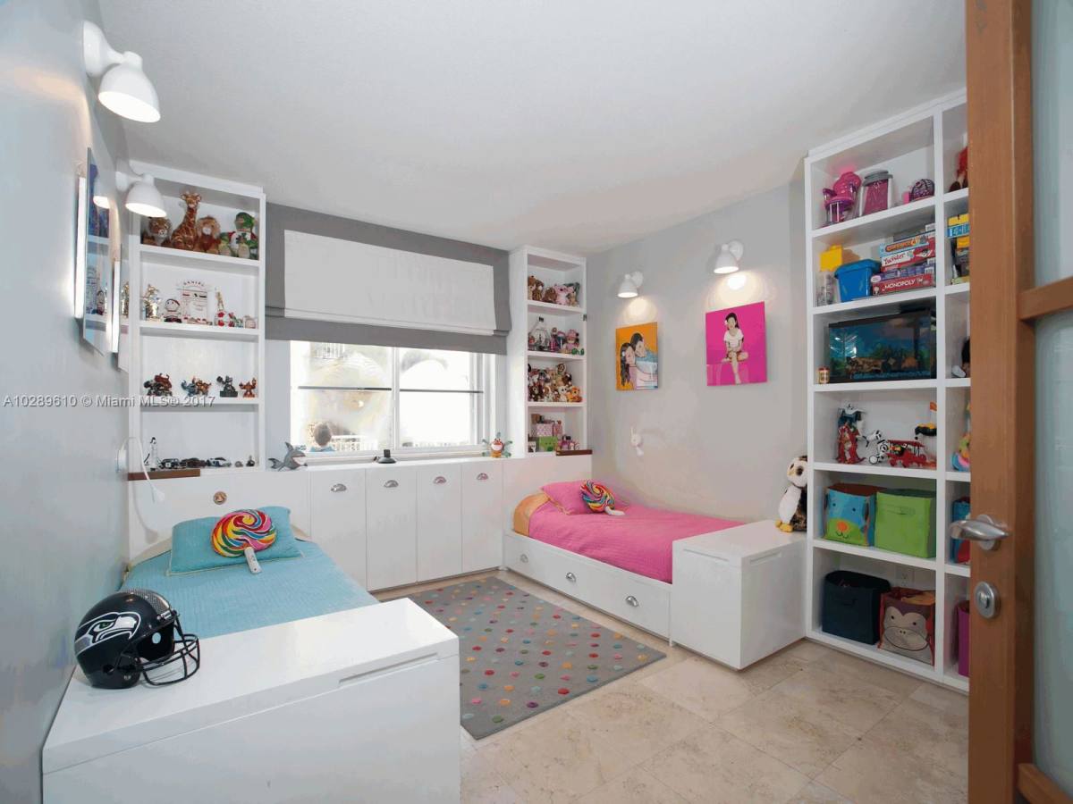 Apartment for rent at 140 Meridian Ave, Miami Beach, FL 33139