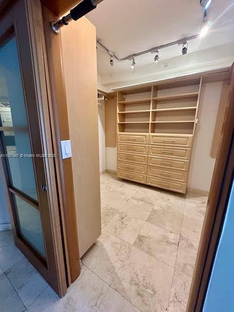Apartment for rent at 140 Meridian Ave, Miami Beach, FL 33139