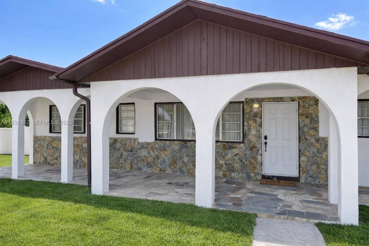 House for rent at 3440 NW 206th St, Miami Gardens, FL 33056