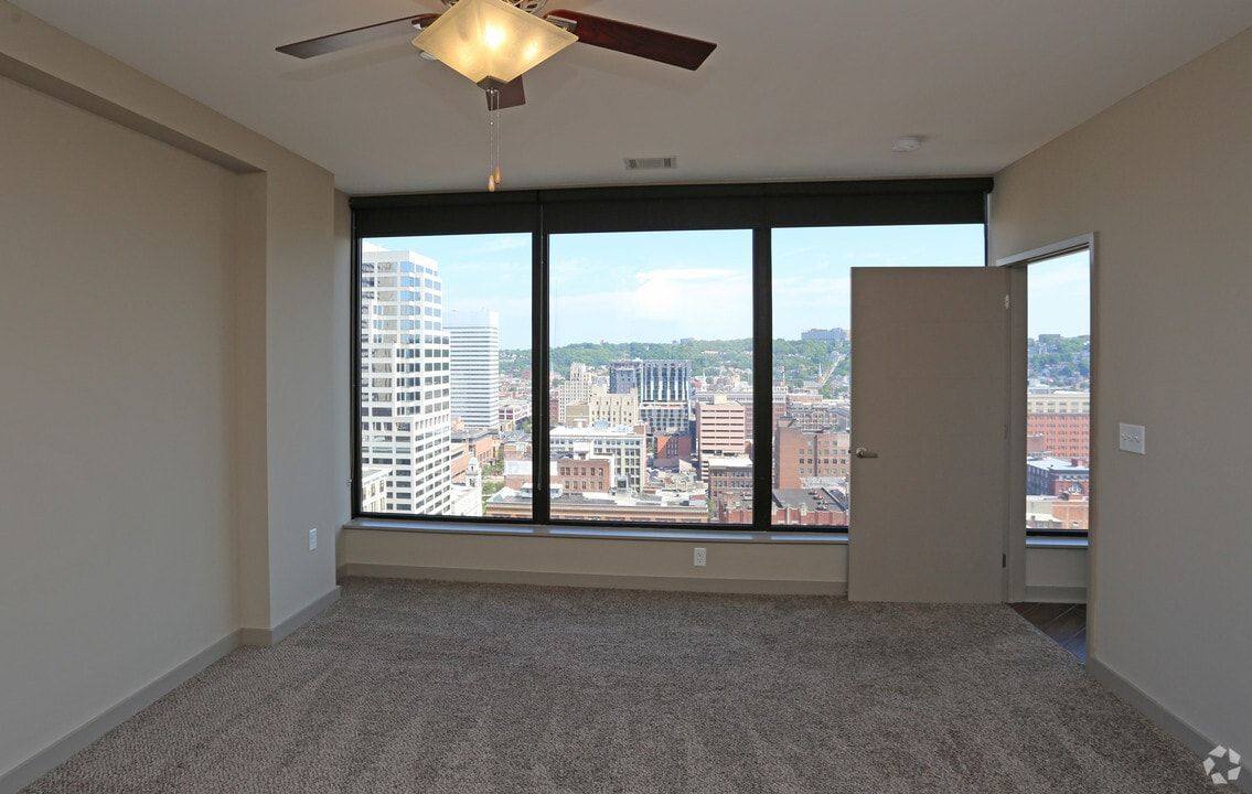 Apartment for rent at At580, 580 Walnut St #1004, Cincinnati, OH 45202