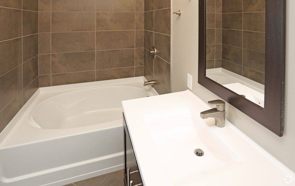 Apartment for rent at At580, 580 Walnut St #1004, Cincinnati, OH 45202