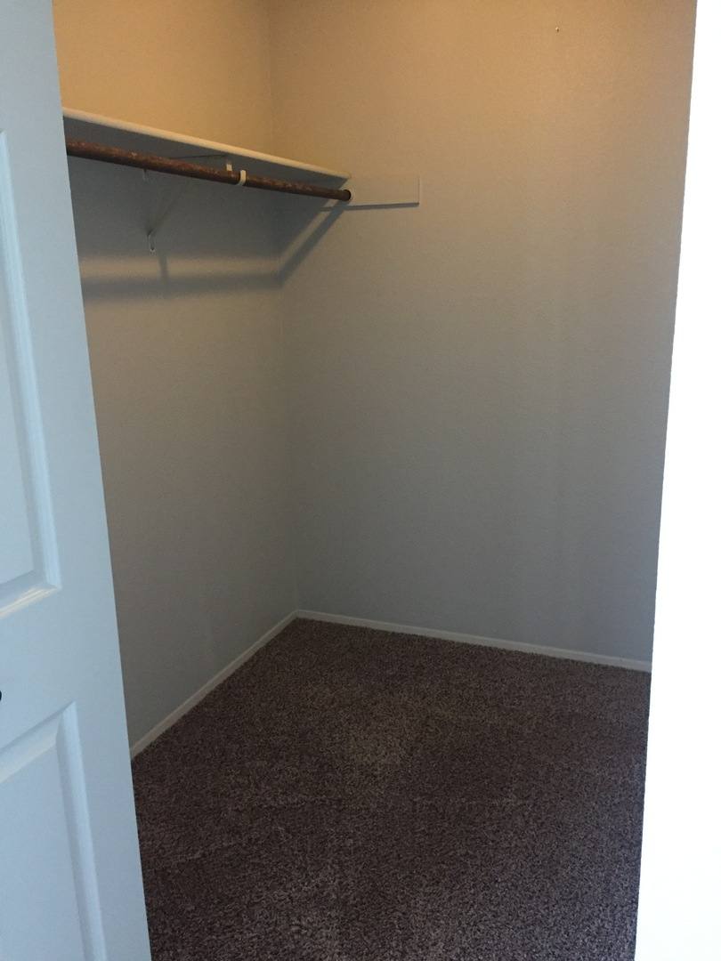 Apartment for rent at 1211 W Ivy Ave, Moses Lake, WA 98837