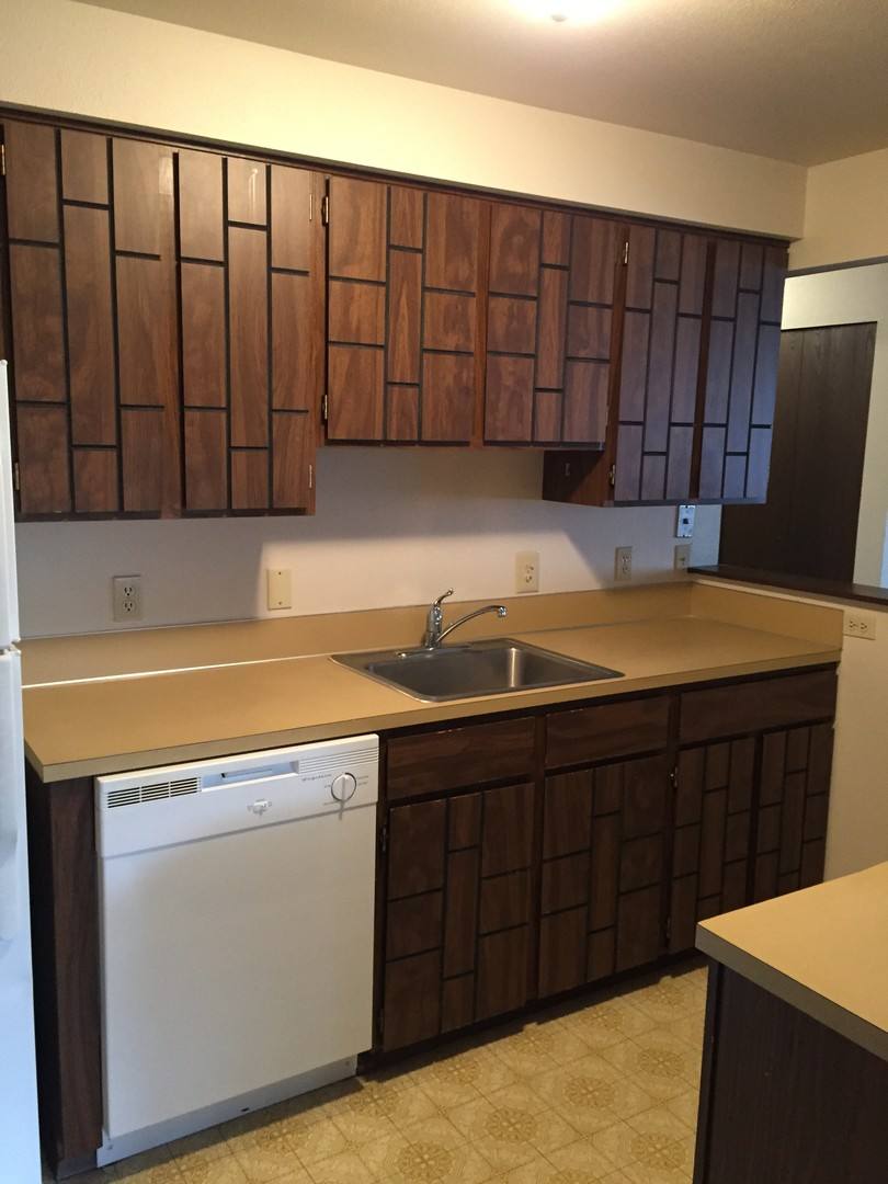 Apartment for rent at 1211 W Ivy Ave, Moses Lake, WA 98837
