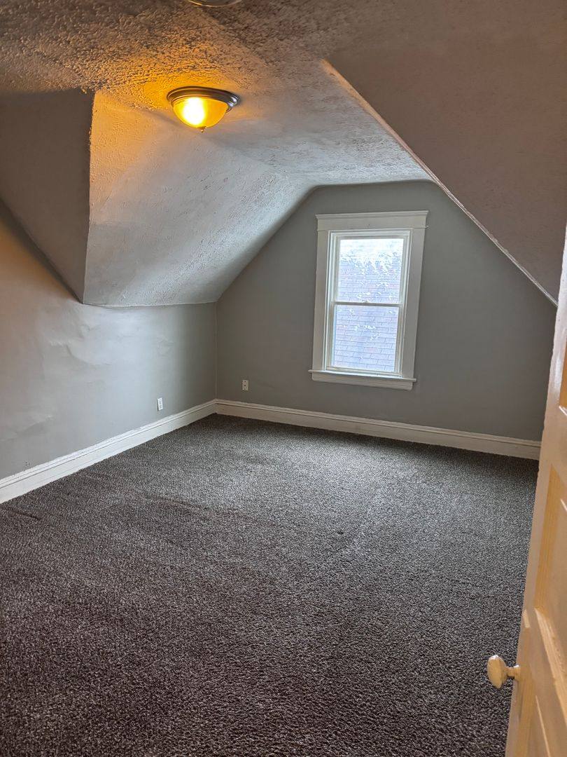 Apartment for rent at 10707 Hampden Ave, Cleveland, OH 44108