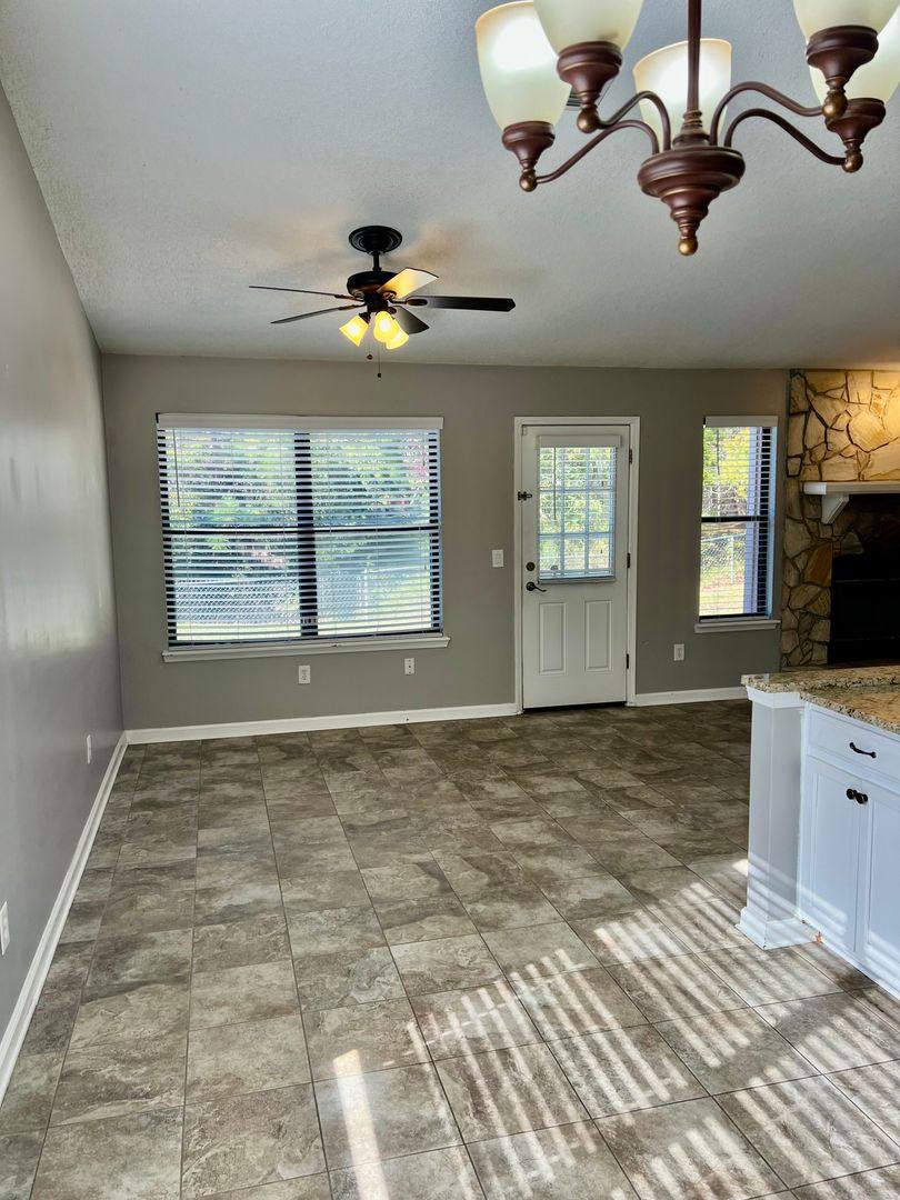 House for rent at 7820 Collins Ridge Blvd E, Jacksonville, FL 32244