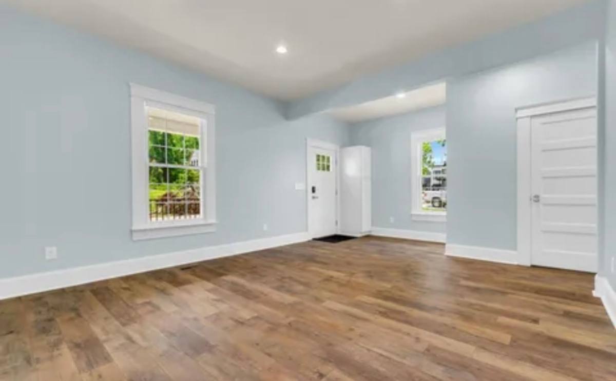 House for rent at 106 Grace St, Greenville, SC 29601