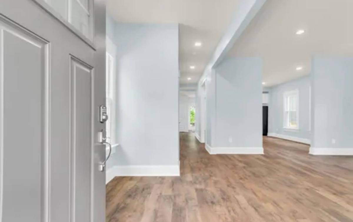 House for rent at 106 Grace St, Greenville, SC 29601